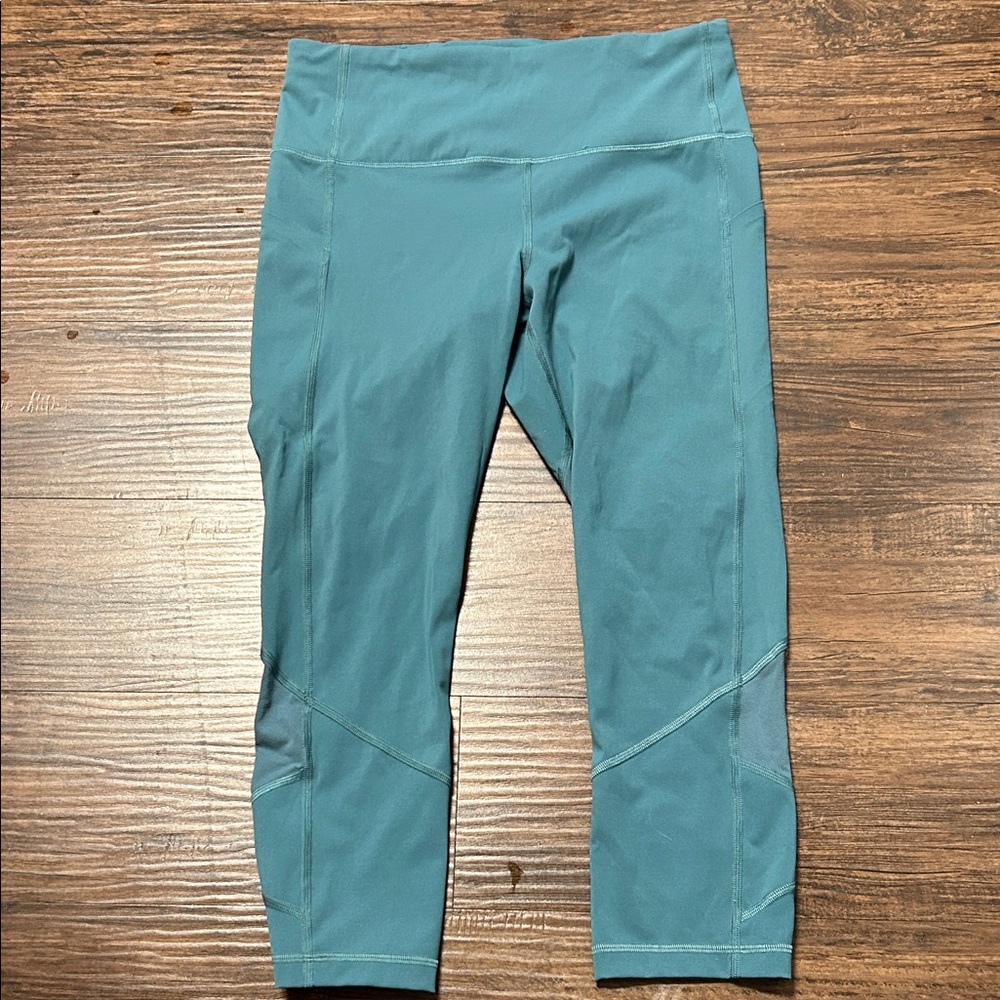 lululemon Teal Capri Leggings